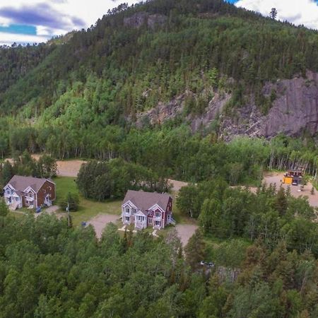 Condo Mont-Edouard 2 LʼAnse-Saint-Jean 外观 照片